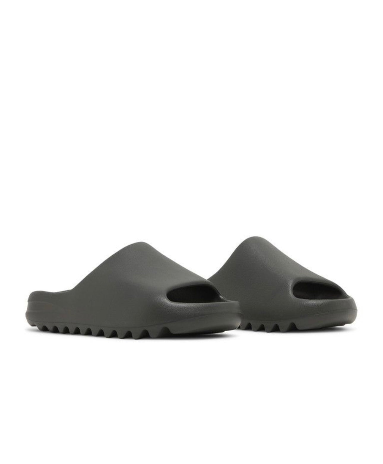 Yeezy Slides ‘Dark Onyx’