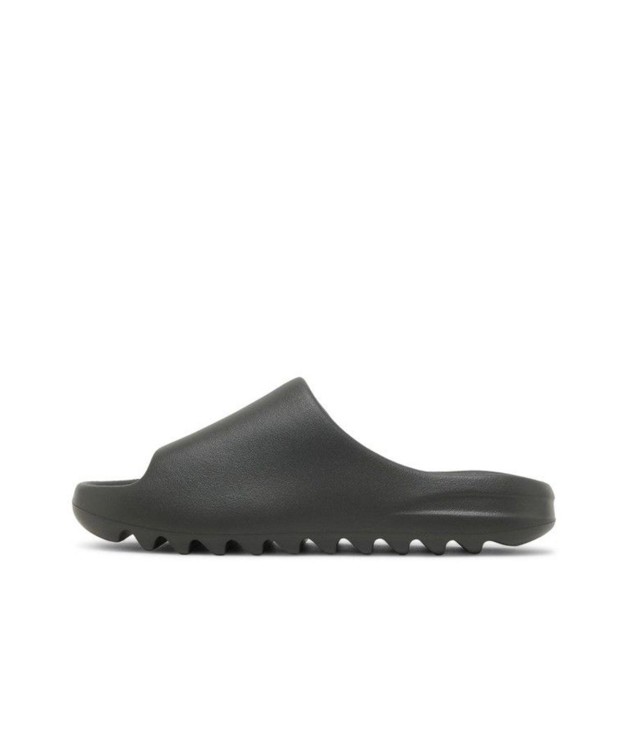 Yeezy Slides ‘Dark Onyx’